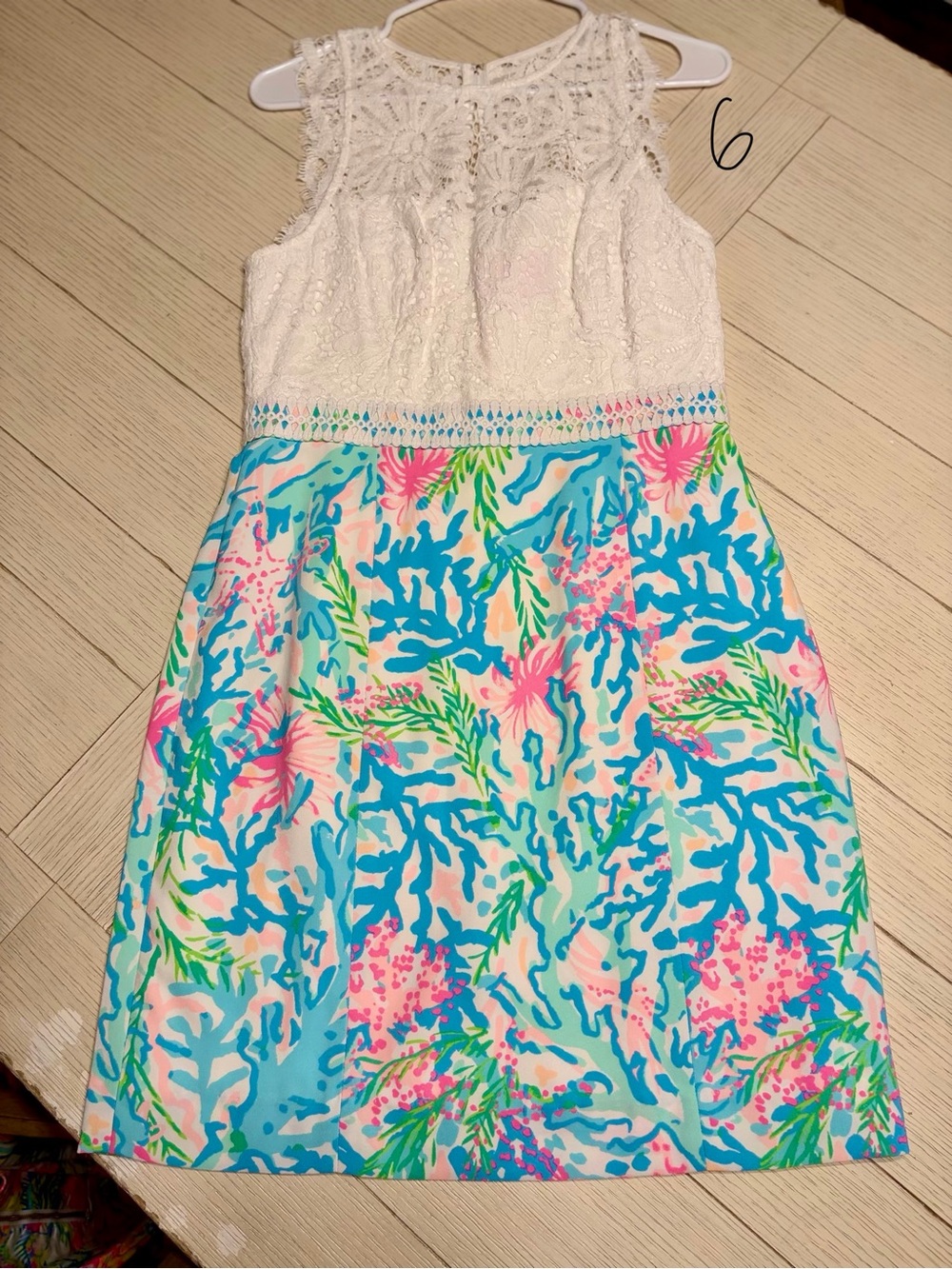 Lilly Pulitzer White Lace Bodice Multi-Color Coral Print Sundress